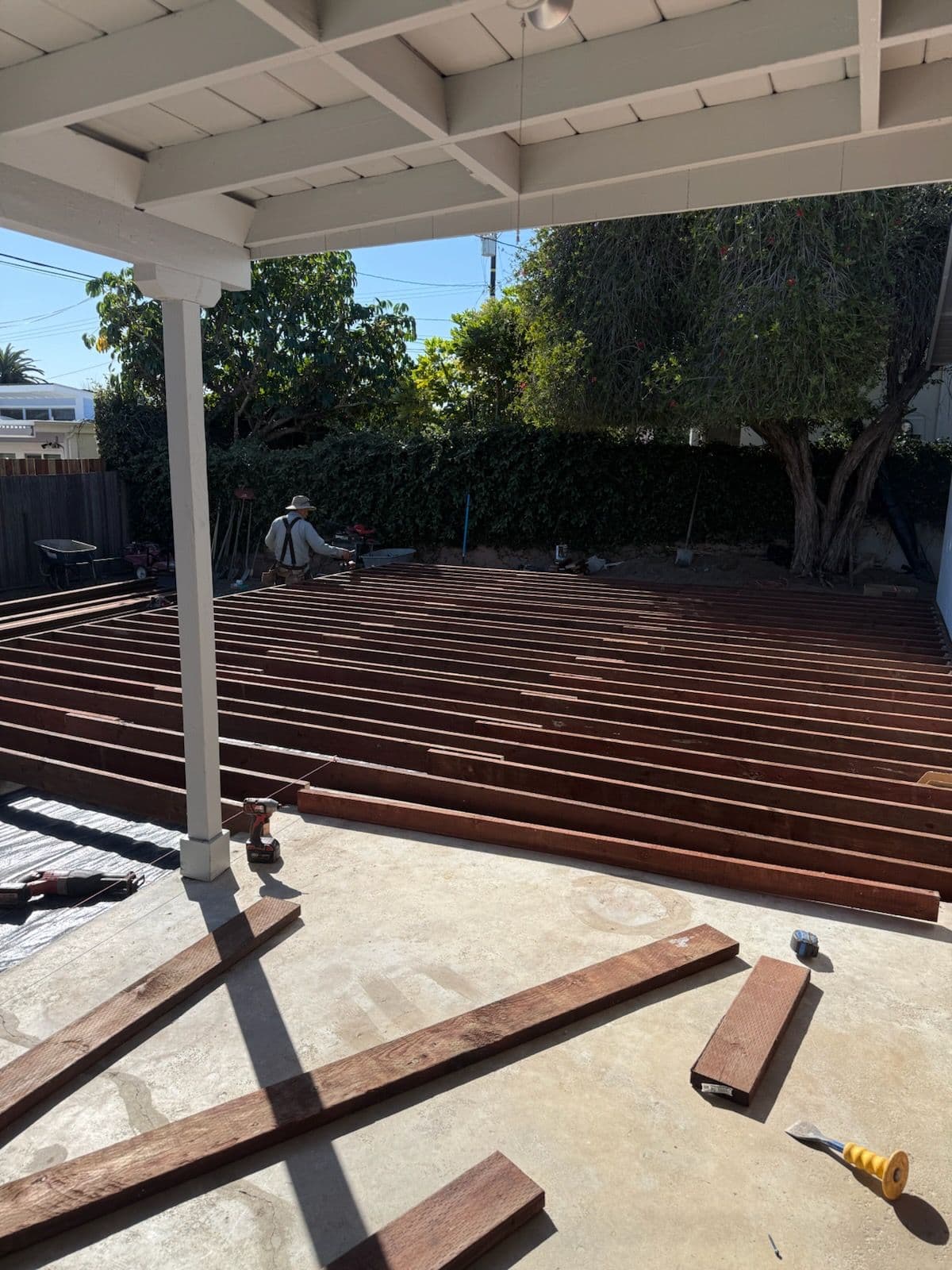 Project Crafting a Stunning Backyard Deck image