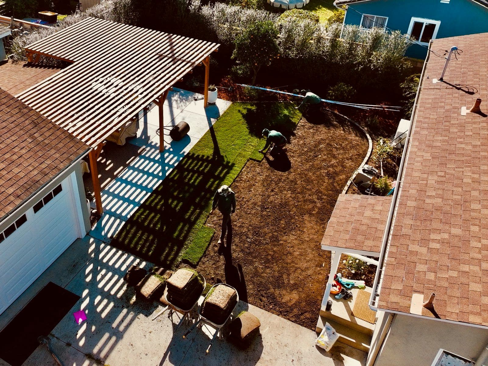 Fresh Artificial Turf for a Stunning Backyard Upgrade image